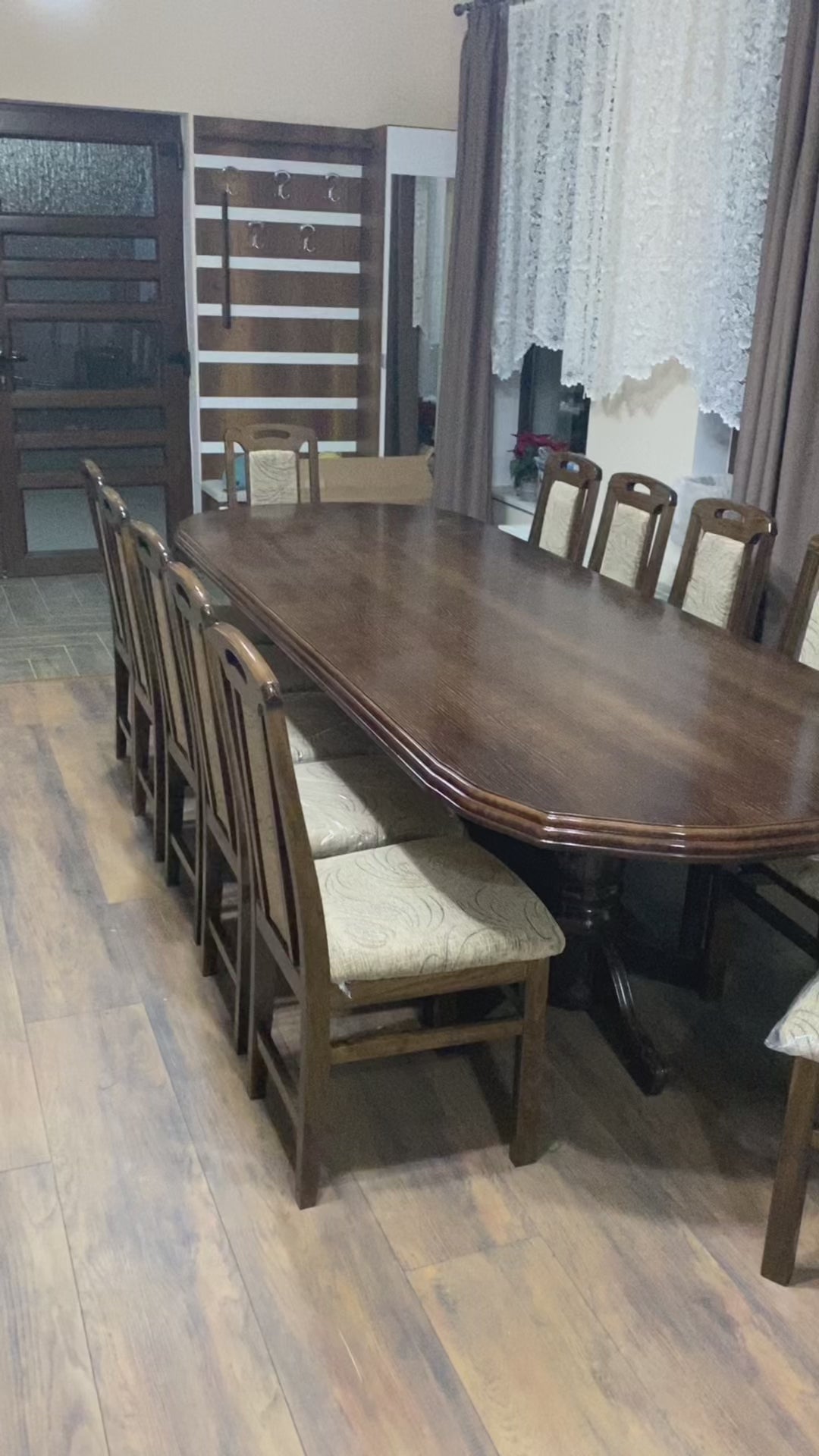 Set Masă și 12 Scaune, Lemn Masiv, nuanță NUC