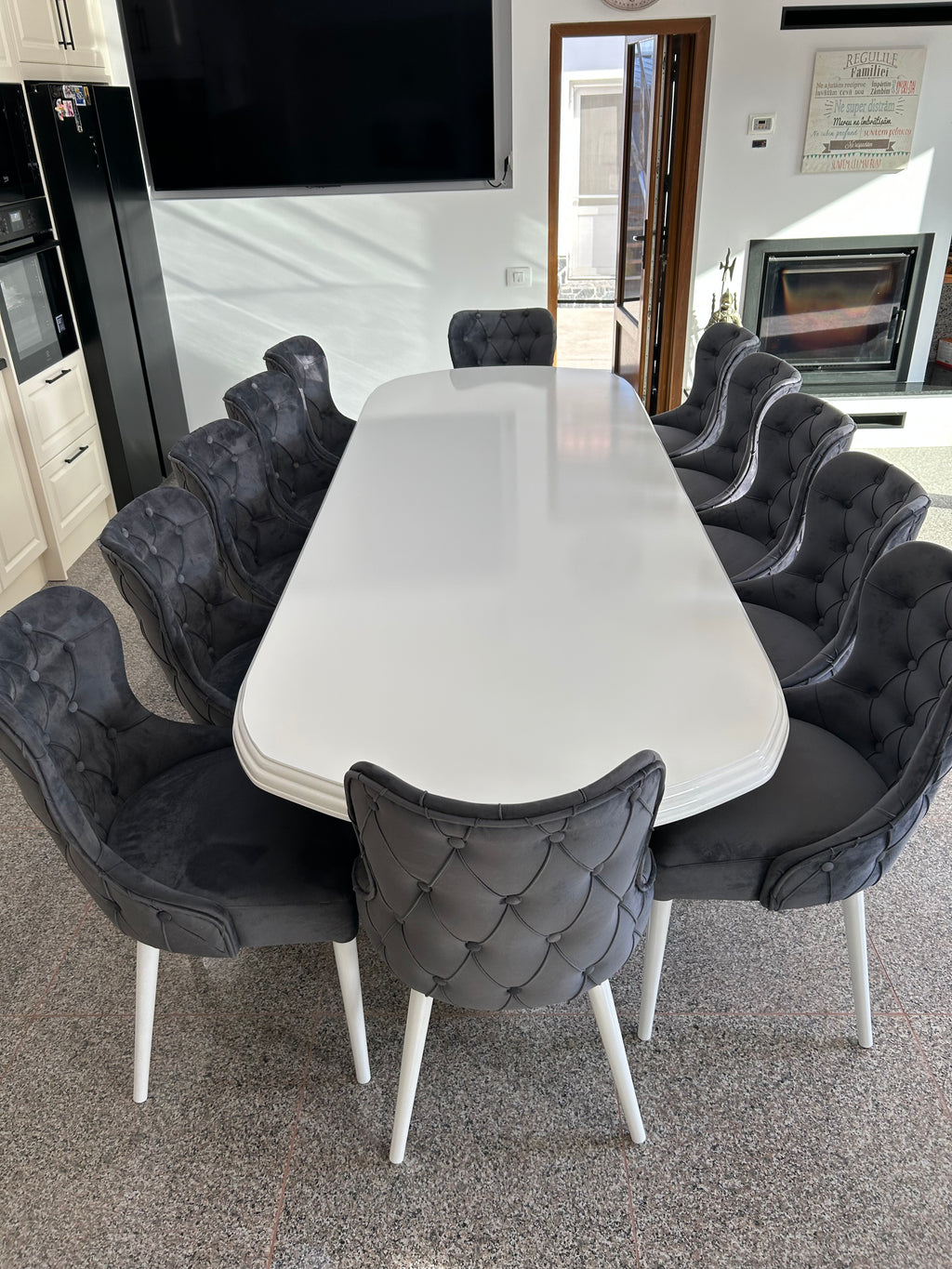 Set Masa si 12 Scaune, Chicago, Alb&Gri