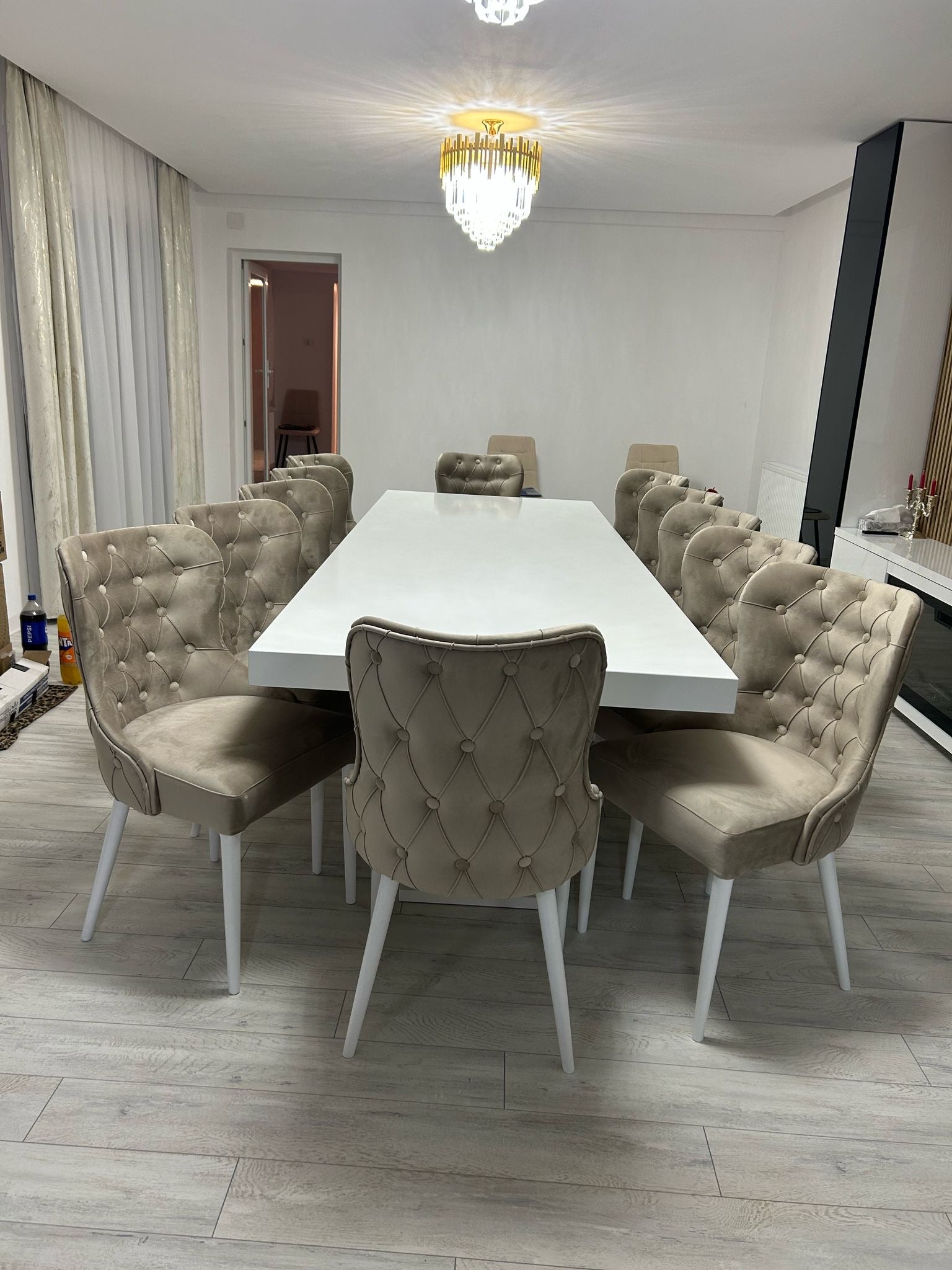 Set Masa si 12 Scaune, Chicago, Alb&Gri